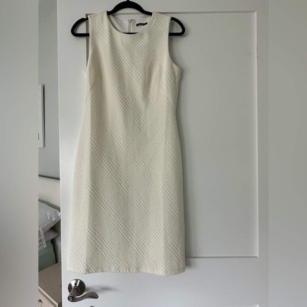 J. McLaughlin Shift Dress - Cream - M